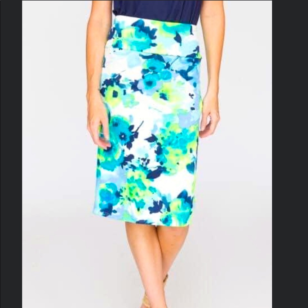 Pencil skirt